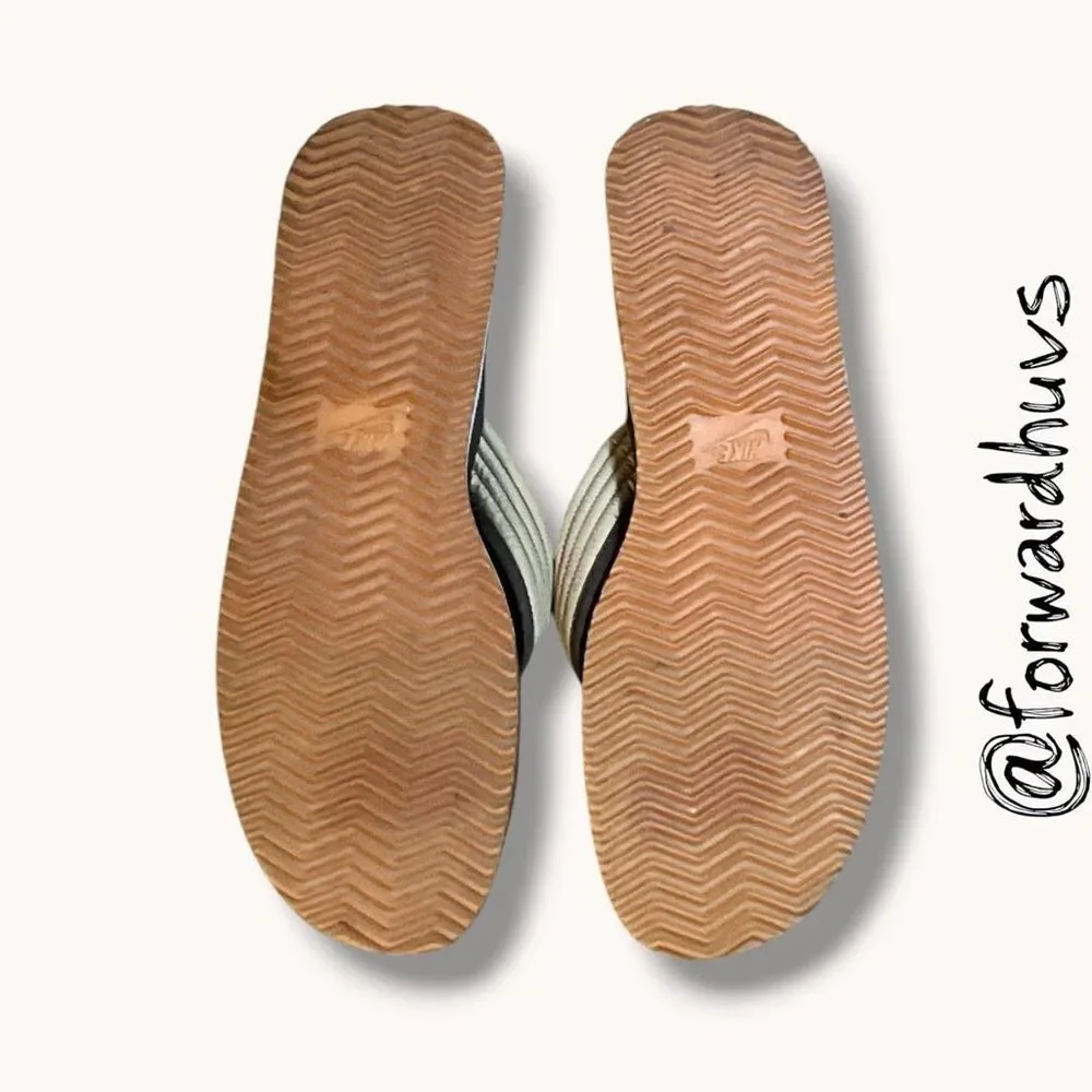 Nike 72 Brown Tan Flip Flop Sandals Men’s 10 Women’s 11.5